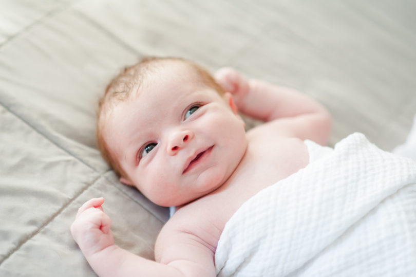 Aprenda como evitar o avanço de icterícia no bebê